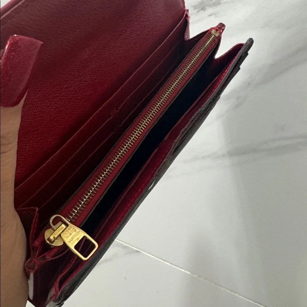 LOUIS VUITTON Portefeuille Sarah Retiro Cerise Monogram Long wallet - Picture 17 of 17